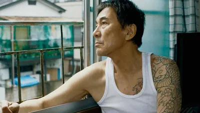 Gökyüzünün Altında izle